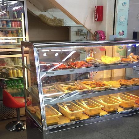 Ranjeet Guest House Hong Kong Ngoại thất bức ảnh
